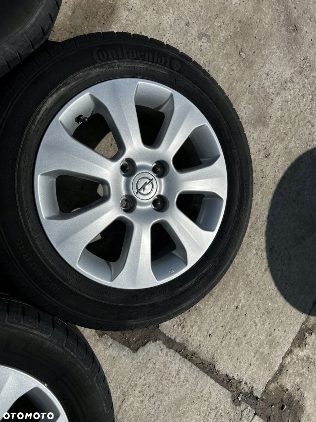 KOŁA FELGI OPONY LETNIE OPEL CORSA D C 185/60 R15 - 8