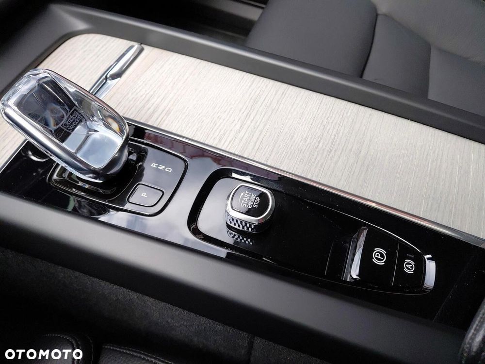 Volvo XC 60 B6 B AWD Inscription - 22
