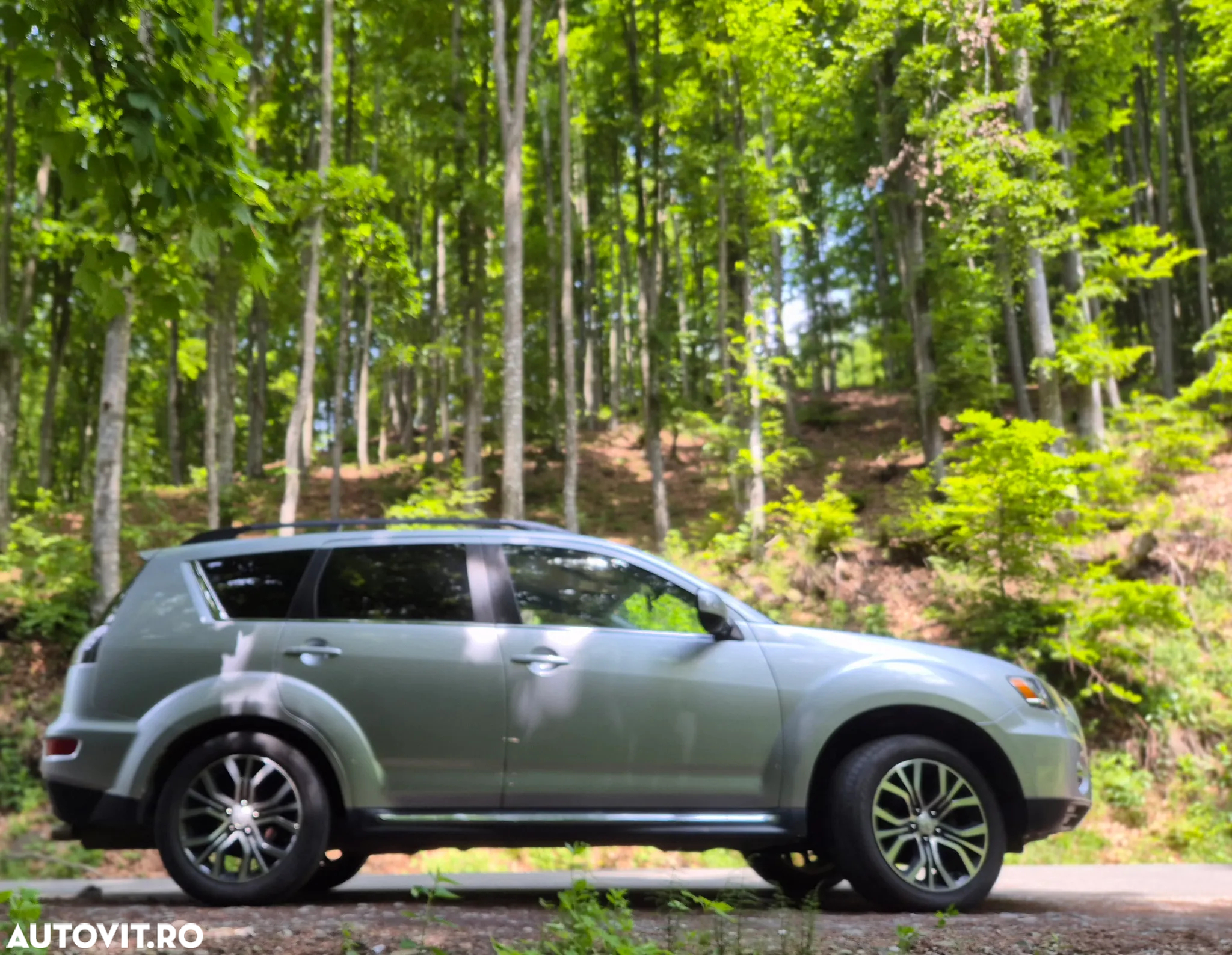 Mitsubishi Outlander 2.2 Litre DI-D AWD Instyle - 8
