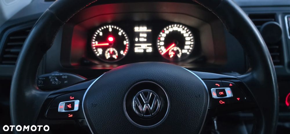 Volkswagen Transporter - 16