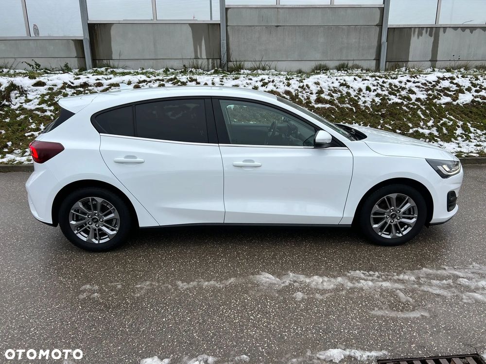 Ford Focus 1.0 EcoBoost Hybrid TITANIUM - 13