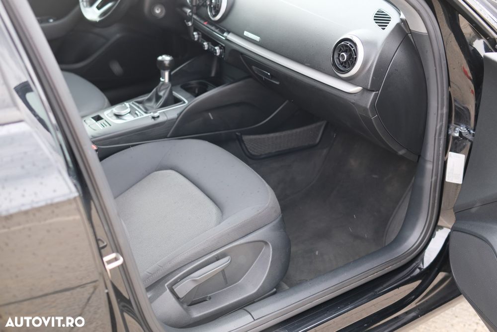 Audi A3 Sportback - 18