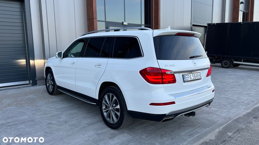 Mercedes-Benz GL - 10