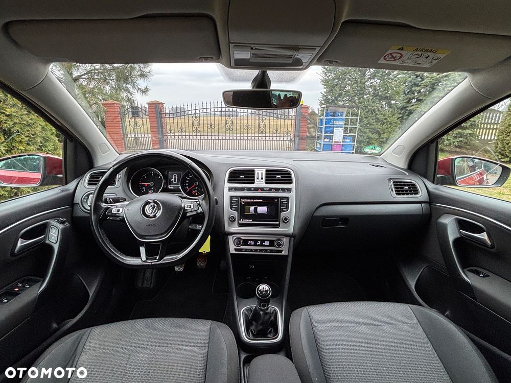 Volkswagen Polo 1.6 TDI Highline - 29