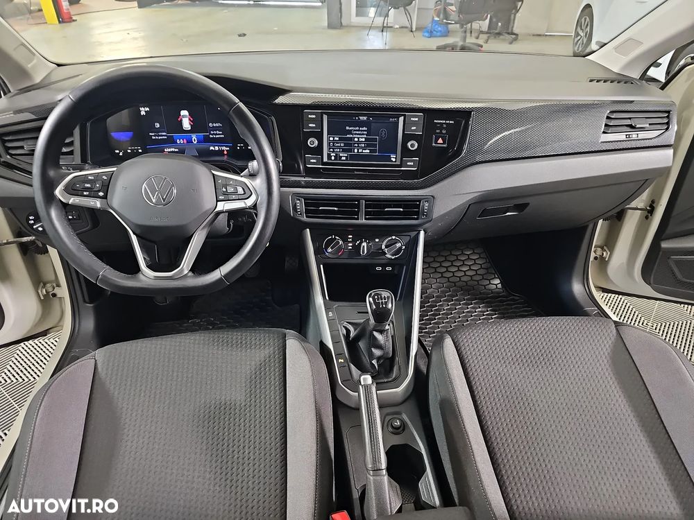 Volkswagen Polo - 10
