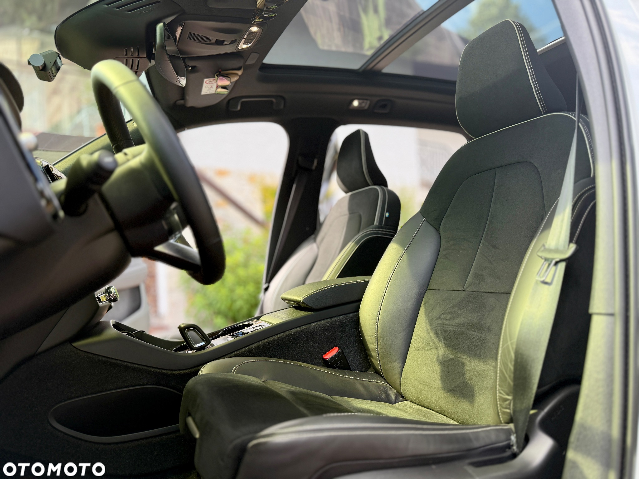 Volvo XC 40 T3 R-Design - 11