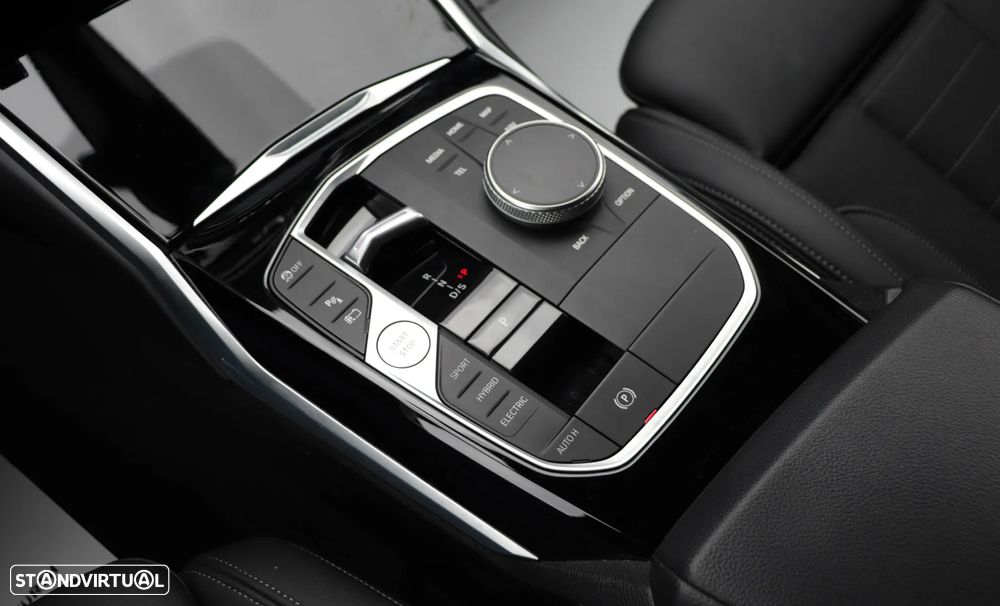 BMW 320 e Line Sport Auto - 28