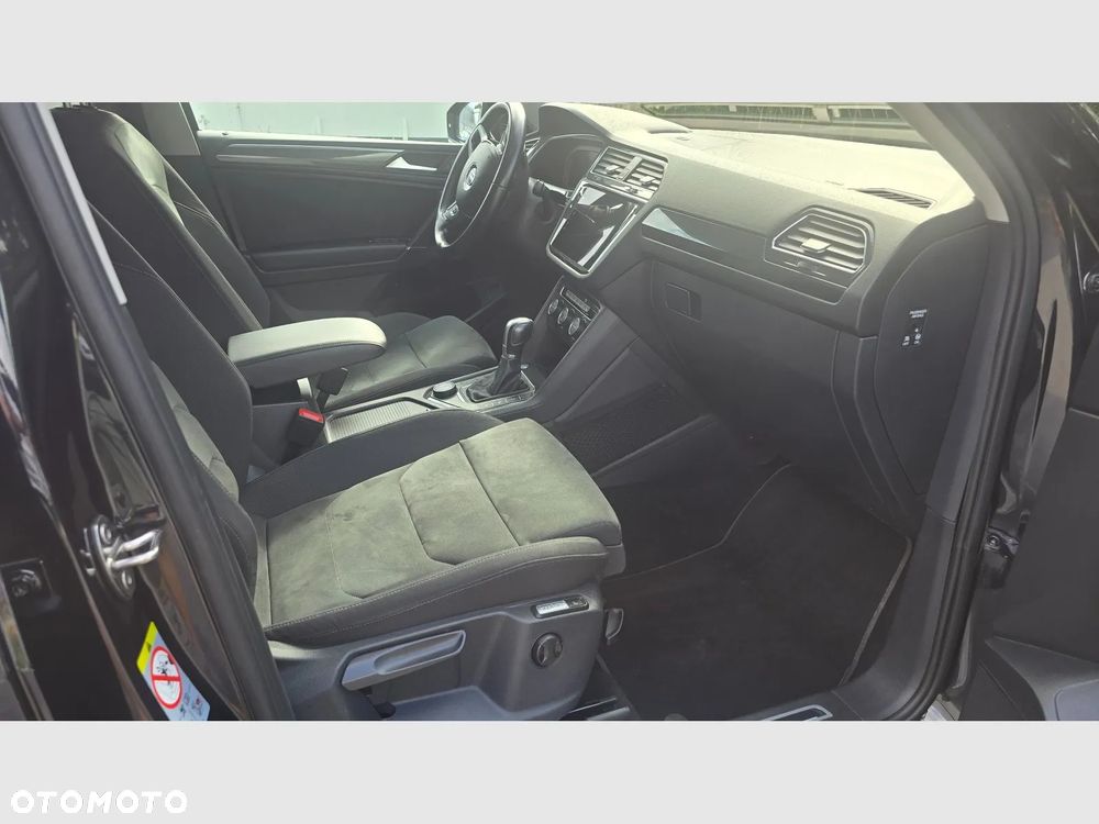 Volkswagen Tiguan - 9