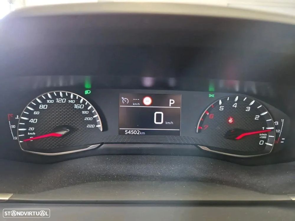 Peugeot 208 PureTech 100 EAT8 Active - 3