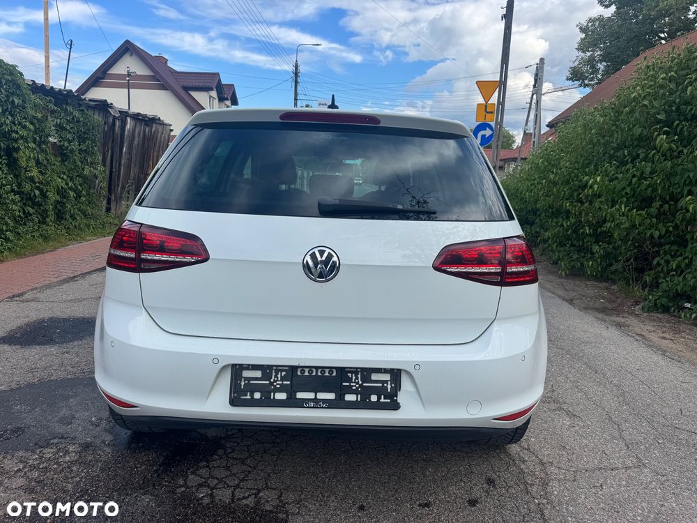 Volkswagen Golf 1.2 TSI BMT Trendline Perfectline - 6