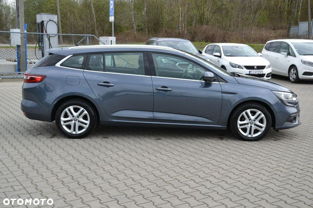 Renault Megane - 5