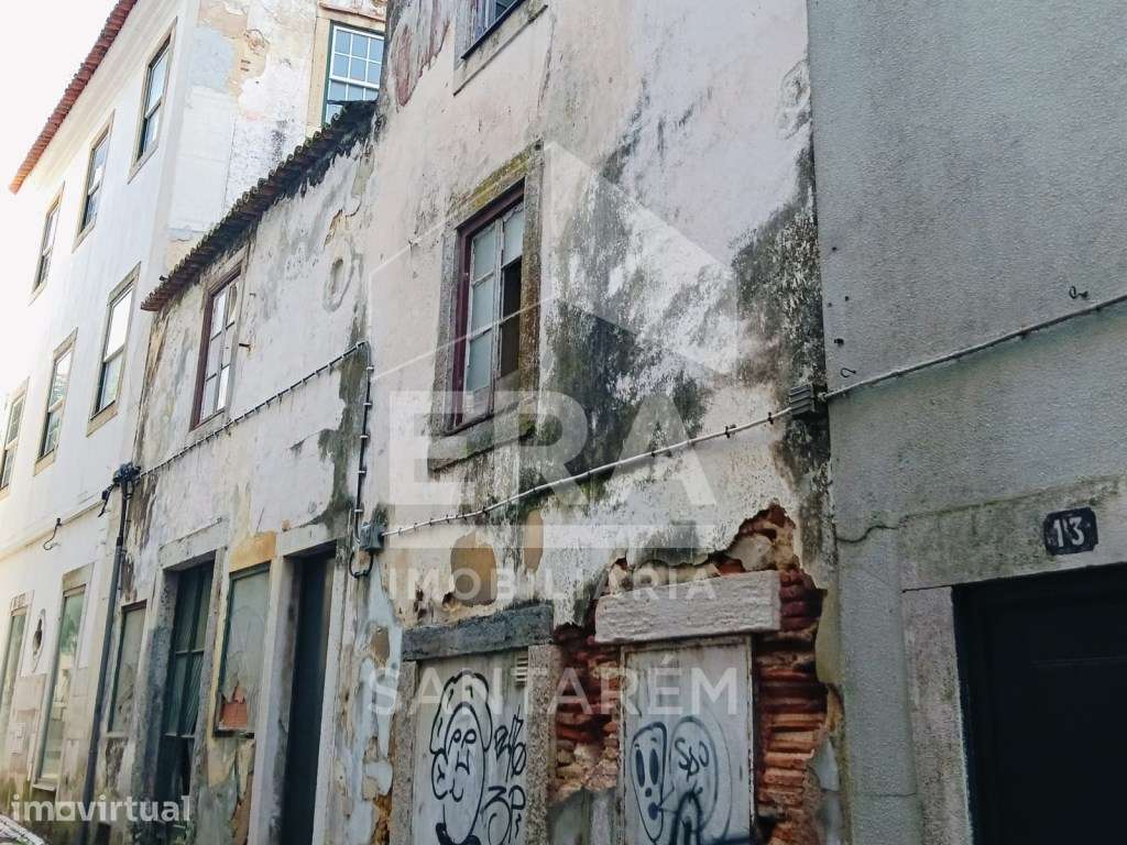 Prédio de 3 pisos no Centro Histórico - Grande imagem: 3/9