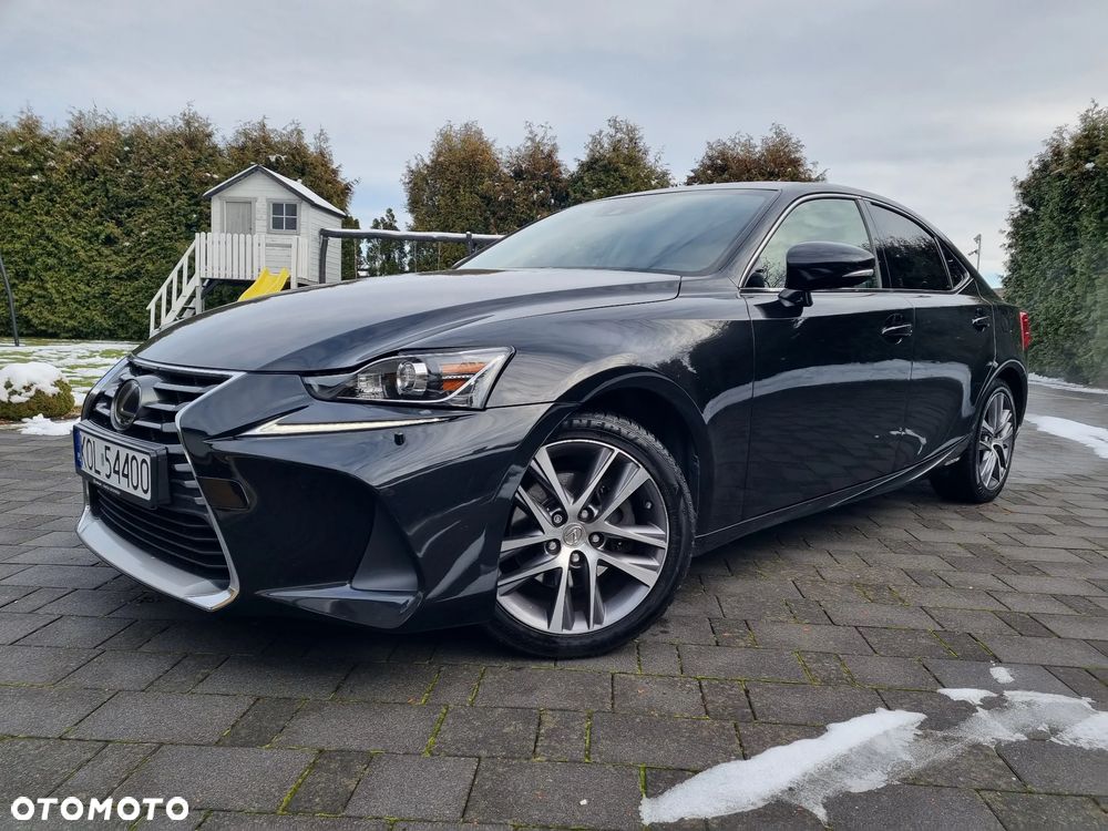 Lexus IS Business Edition - 26