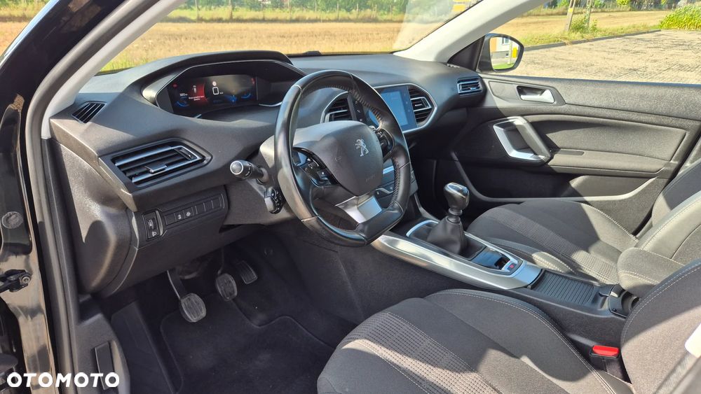 Peugeot 308 - 9