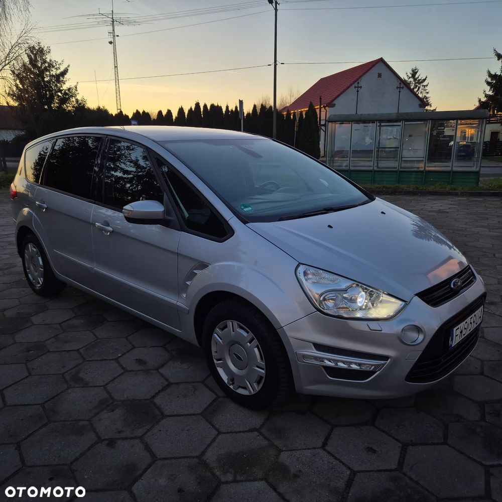 Ford S-Max - 9