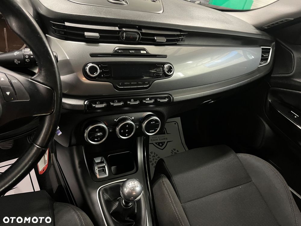 Alfa Romeo Giulietta - 16