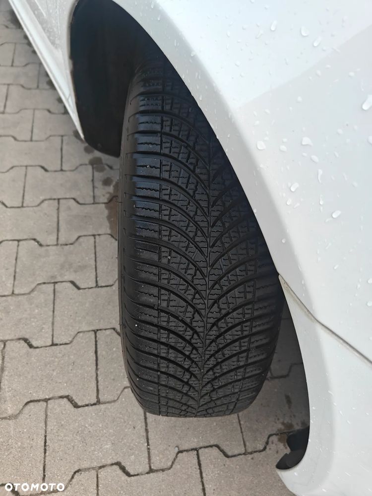 Skoda Octavia 1.6 TDI DPF Ambition - 8