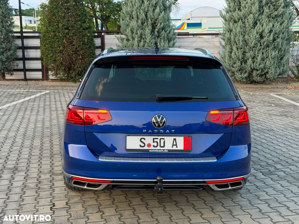 Volkswagen Passat - 31