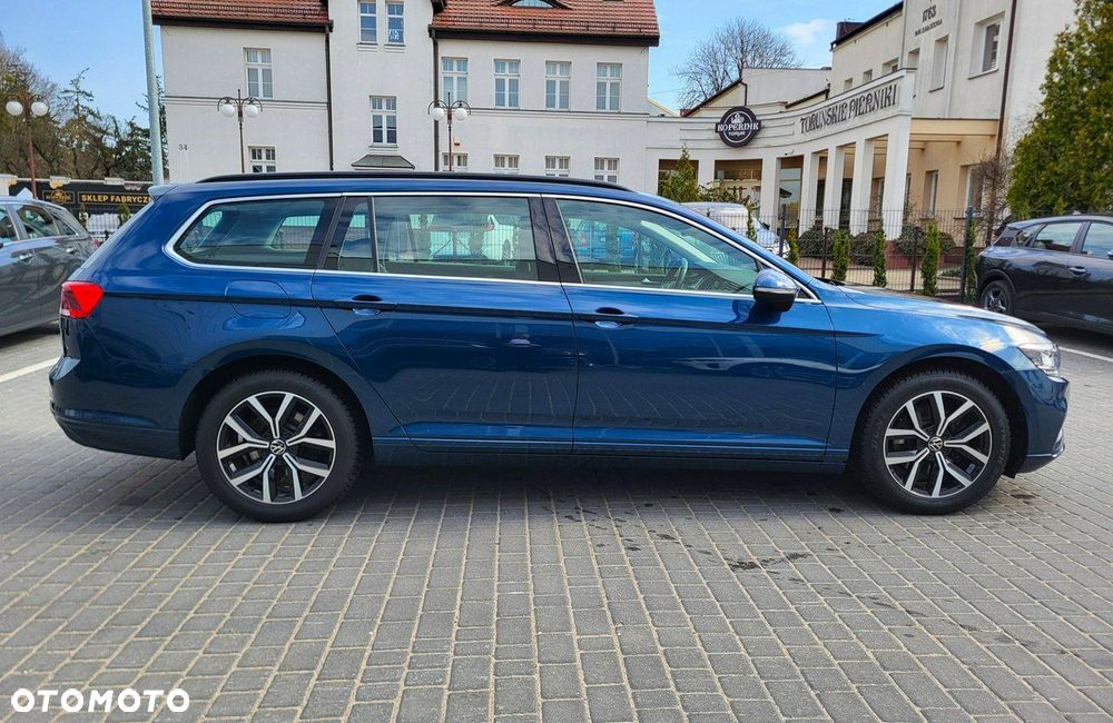 Volkswagen Passat - 6