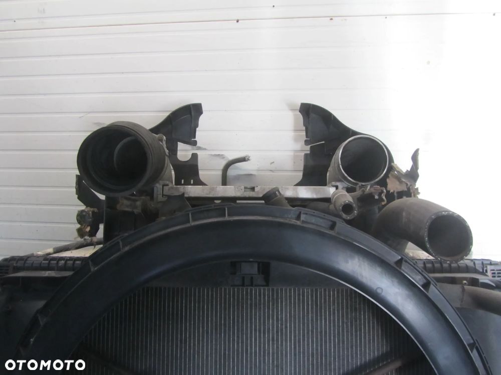 daf cf 13r euro 6 komplet chłodnic-obudowa - 4