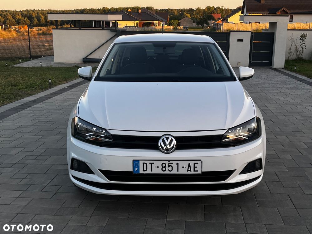 Volkswagen Polo - 2