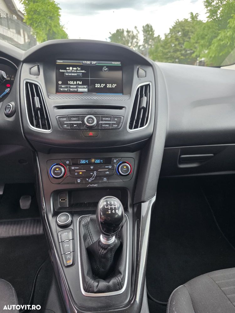 Ford Focus 1.5 TDCi DPF Start-Stopp-System Titanium - 7