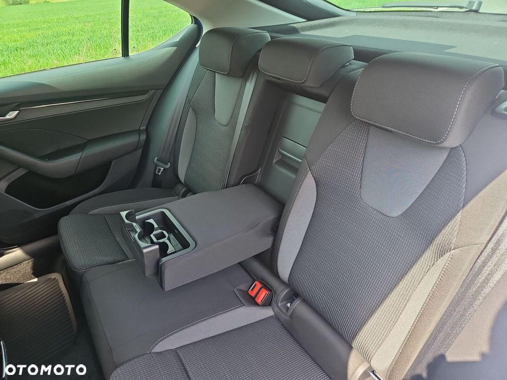 Skoda Octavia 2.0 TSI Drive Selection 4x4 DSG - 26