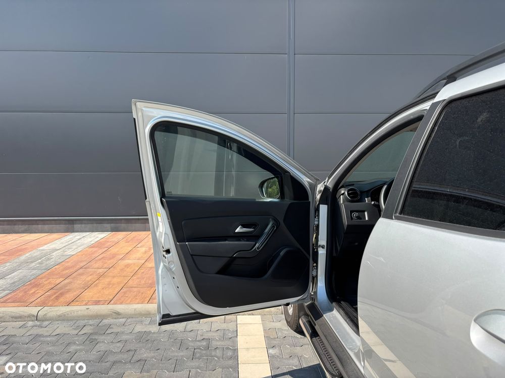 Dacia Duster 1.6 SCe Comfort - 11