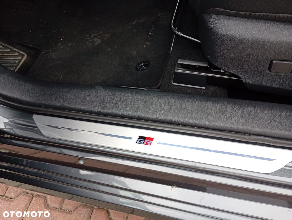 Toyota Corolla 1.8 Hybrid GR Sport - 30