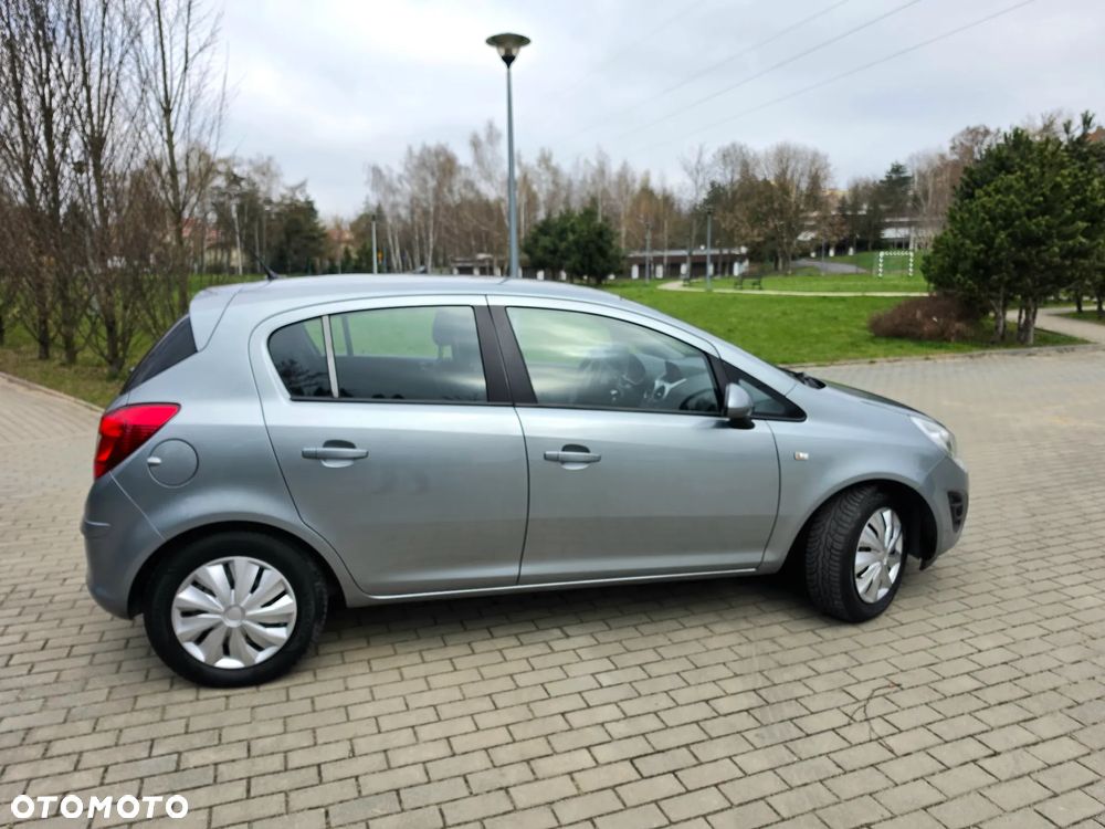 Opel Corsa 1.2 16V Edition 150 S&S - 6
