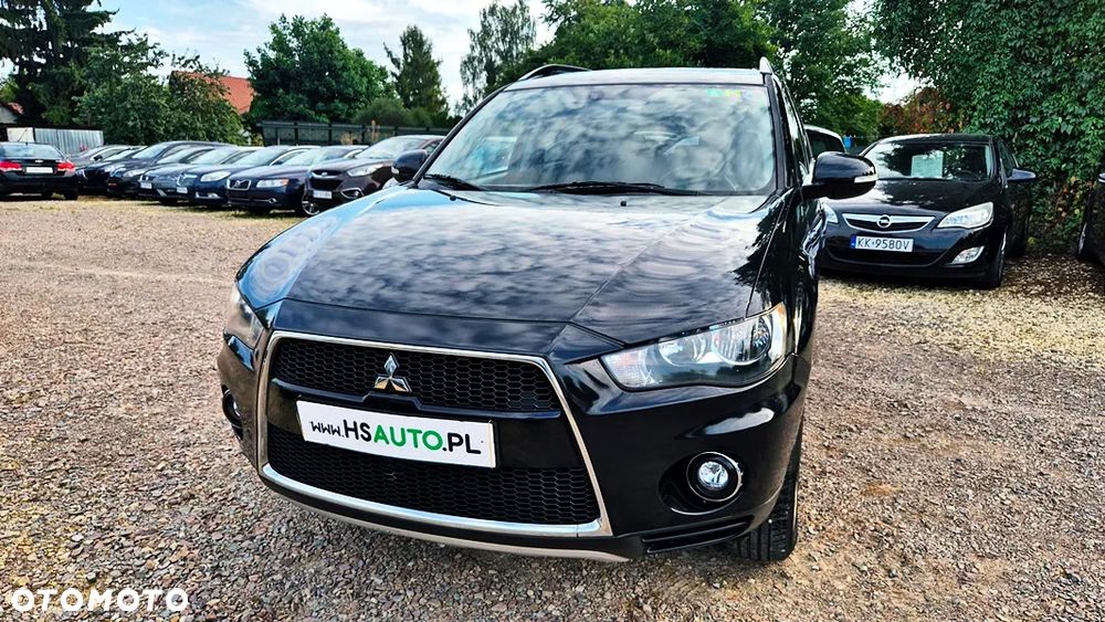 Mitsubishi Outlander 2.0 Intense 2WD EU5 CVT - 3