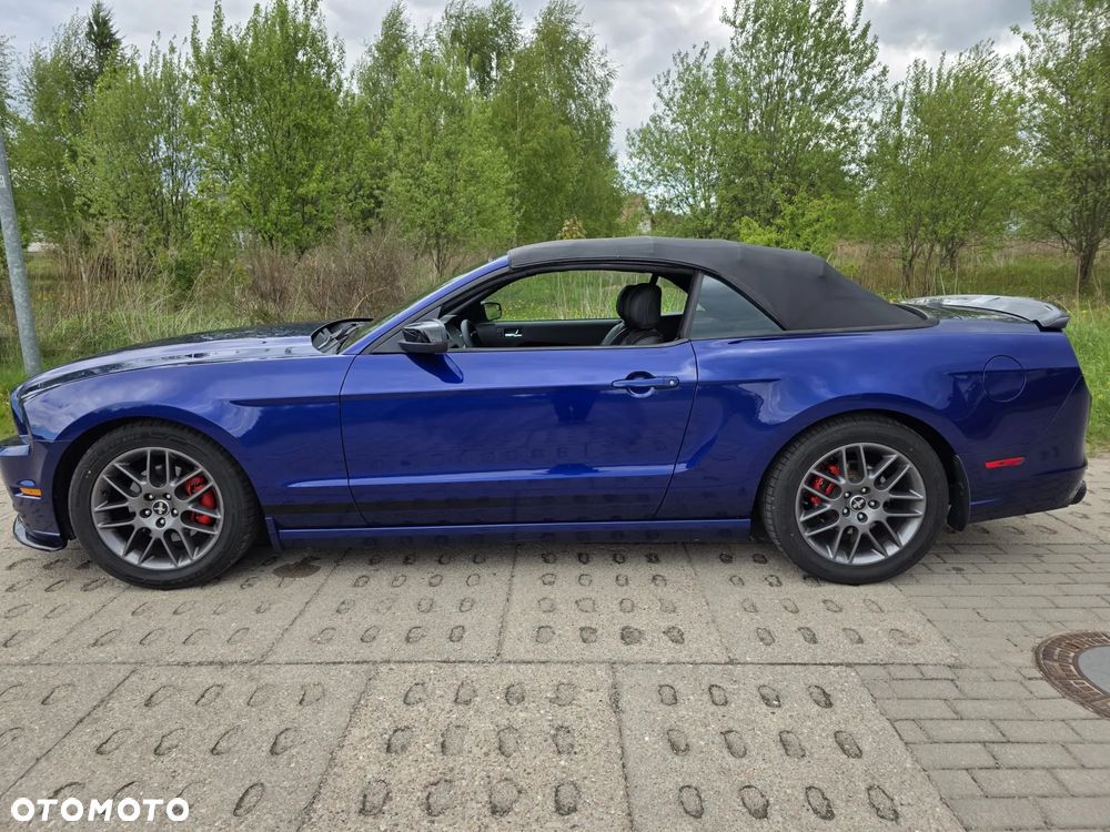 Ford Mustang 3.7 V6 Premium - 6