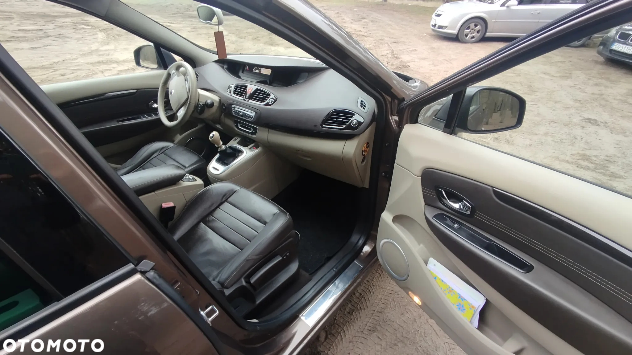 Renault Scenic - 12