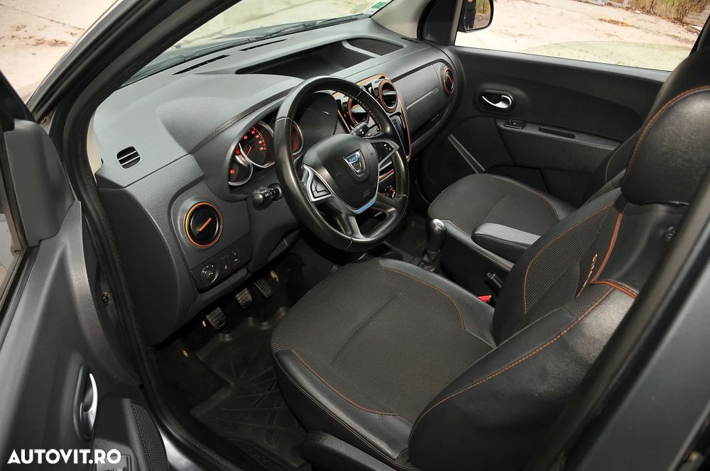 Dacia Dokker dCi 90 Stepway Celebration - 16