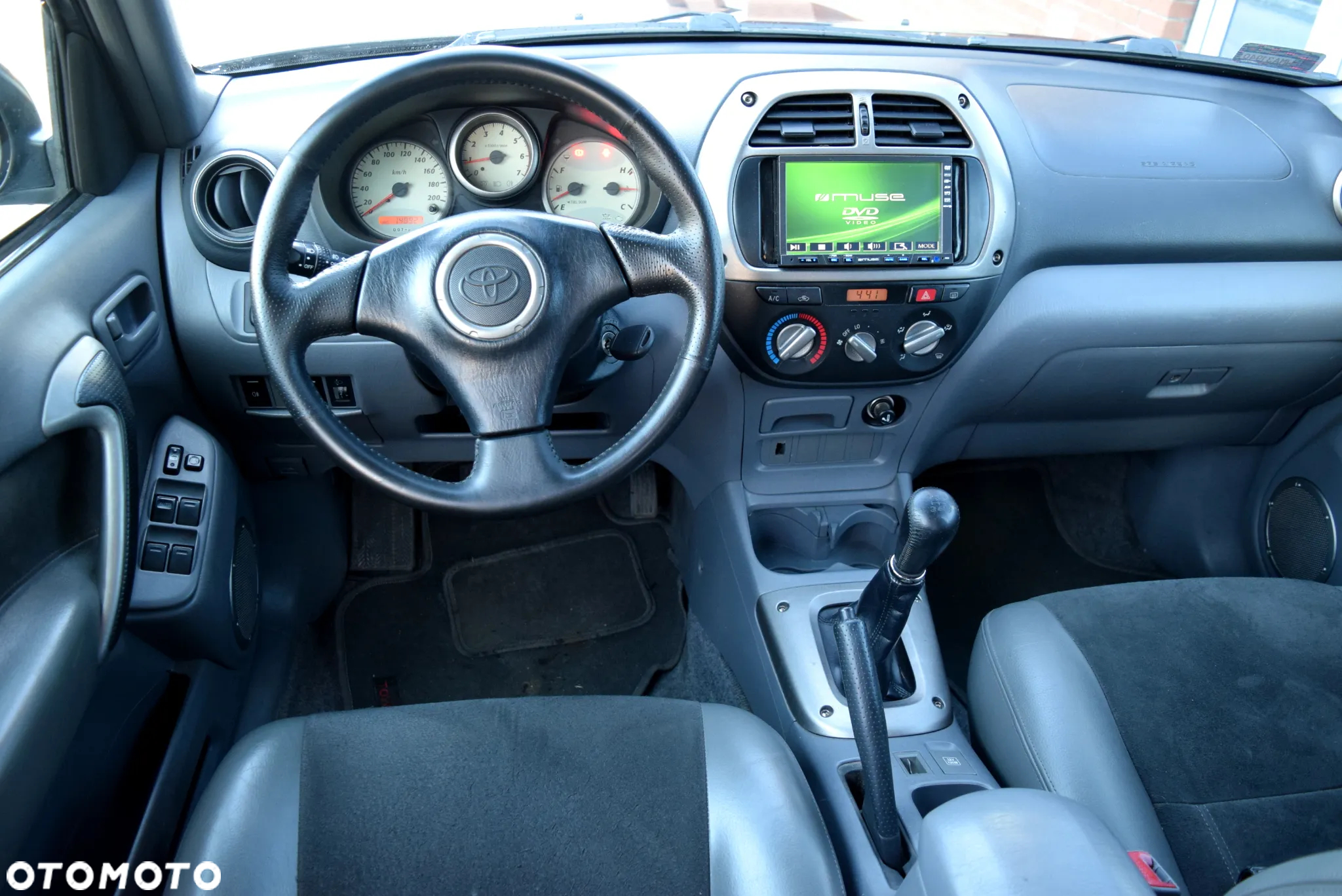Toyota RAV4 2.0 D-4D 4x4 - 5