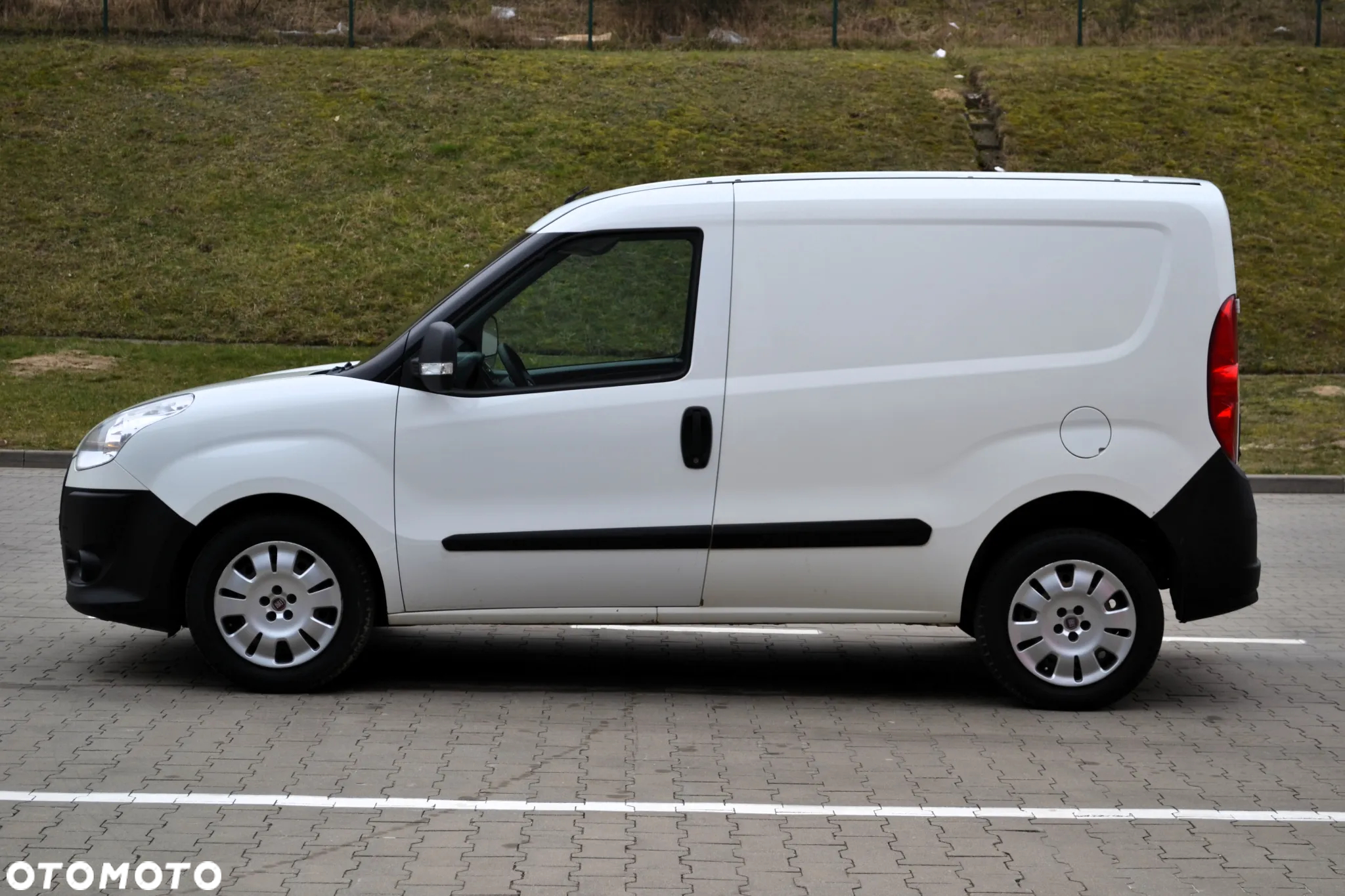 Fiat Doblo MAXI L2H1 DŁUGI - 24