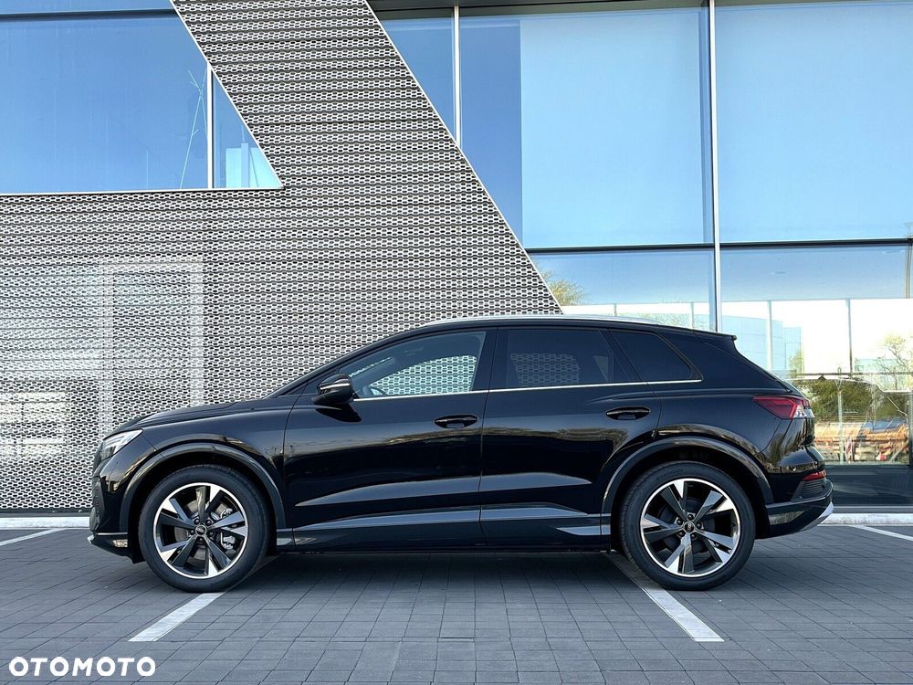 Audi Q4 e-tron - 8