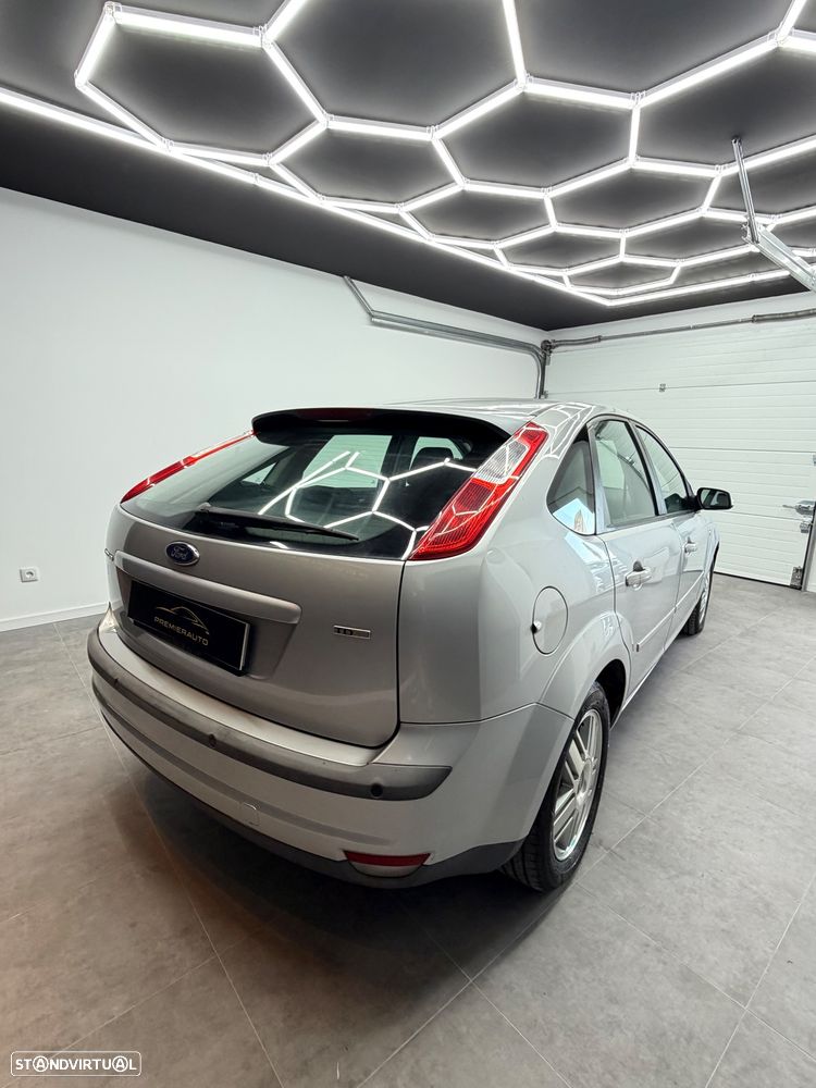 Ford Focus 1.6 TDCi Ghia CVT - 4