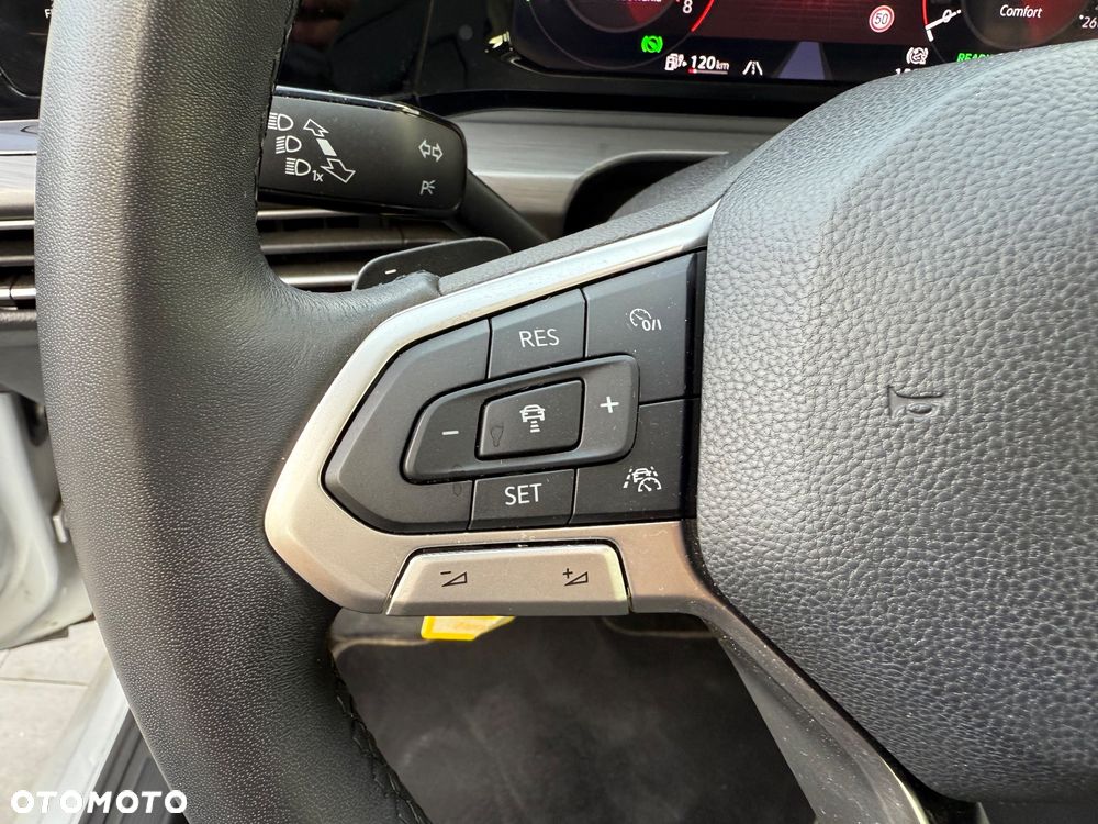 Volkswagen Golf VIII 1.4 TSI Plug-In Hybrid Style DSG - 34