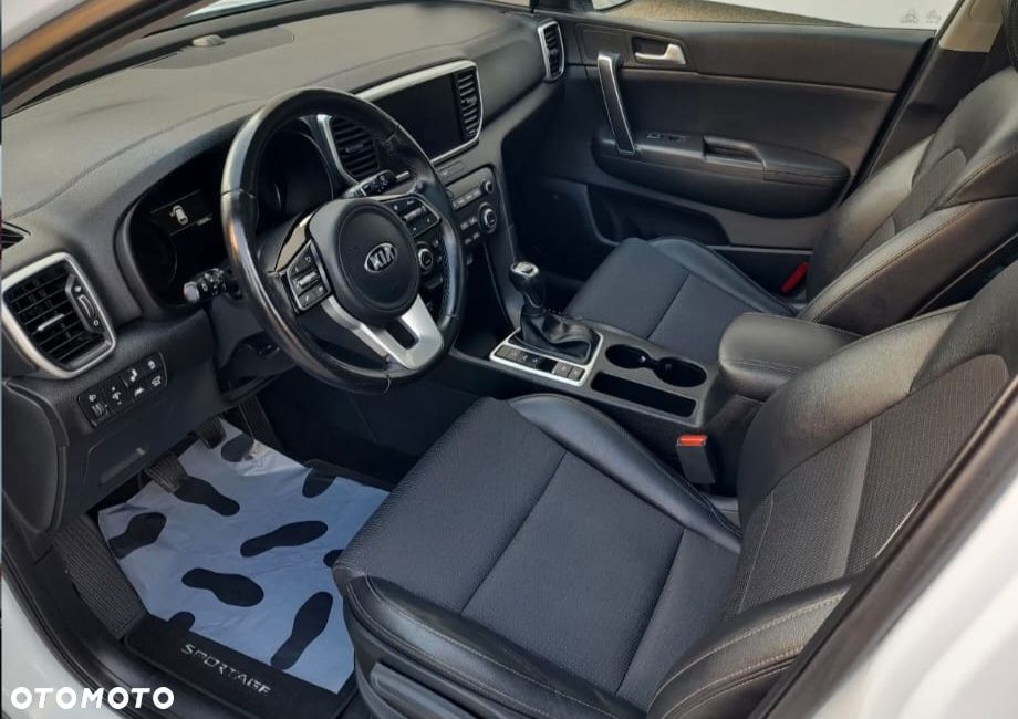 Kia Sportage - 25