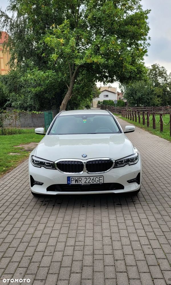 BMW Seria 3 320d Advantage sport - 2