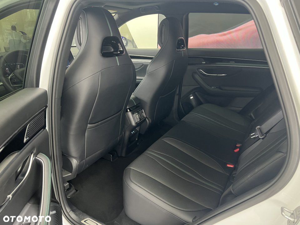 BYD Seal U - 8