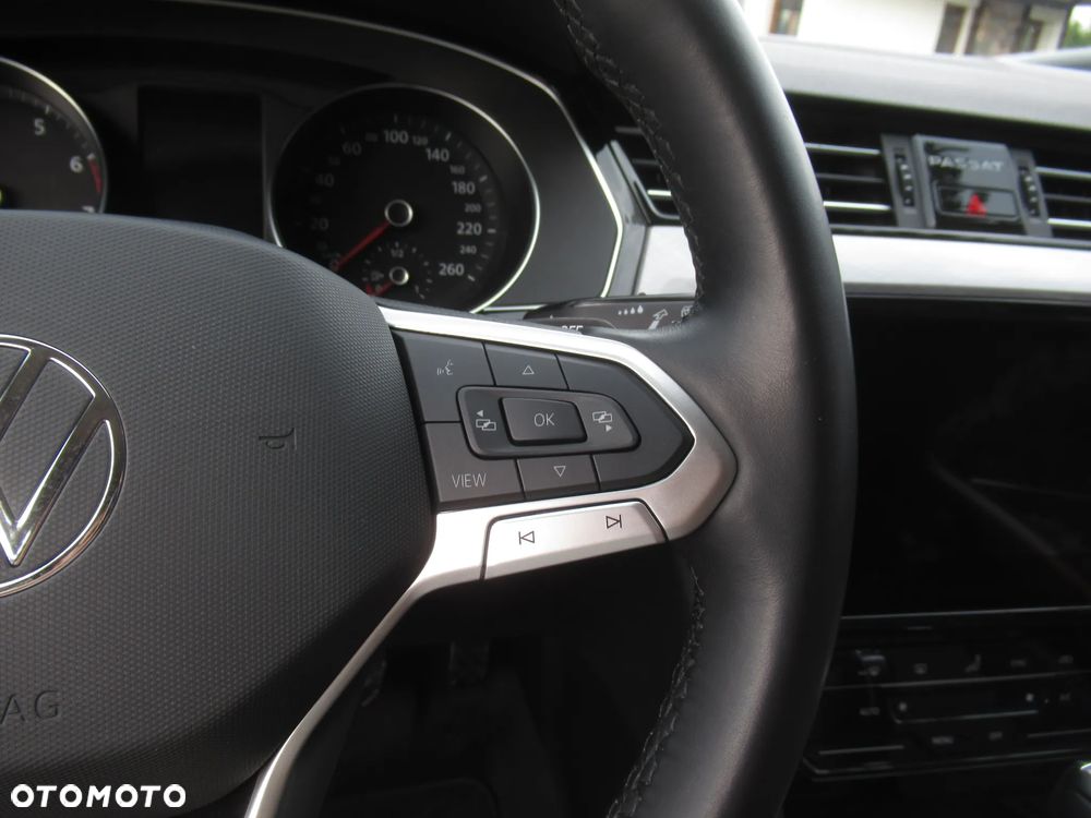 Volkswagen Passat 1.5 TSI EVO Business DSG - 15