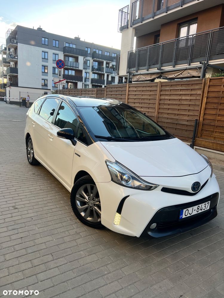 Toyota Prius+ - 1