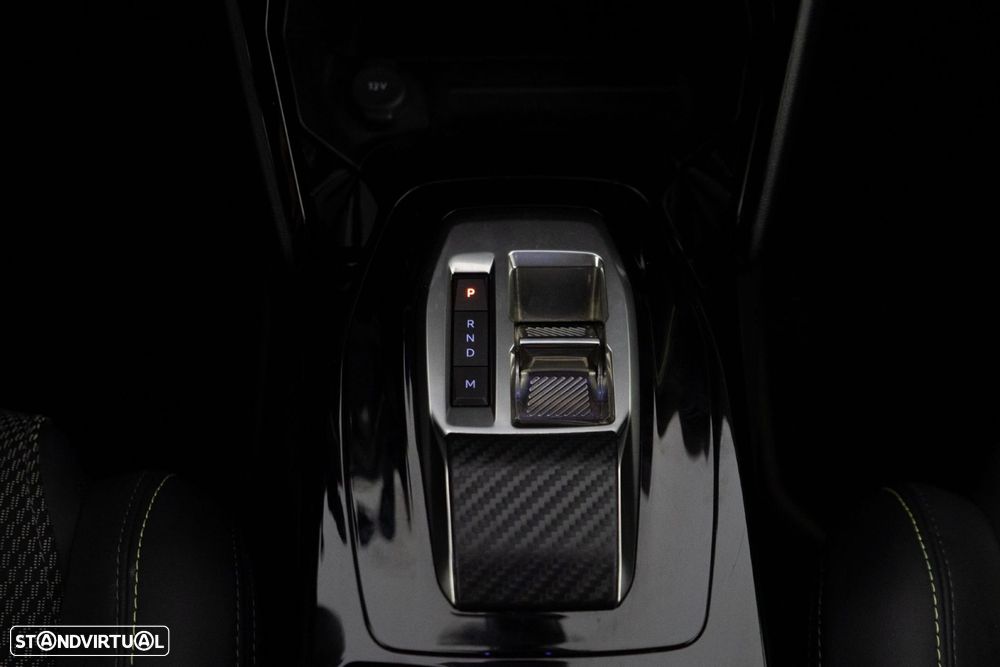 Peugeot 2008 1.2 PureTech GT EAT8 - 25