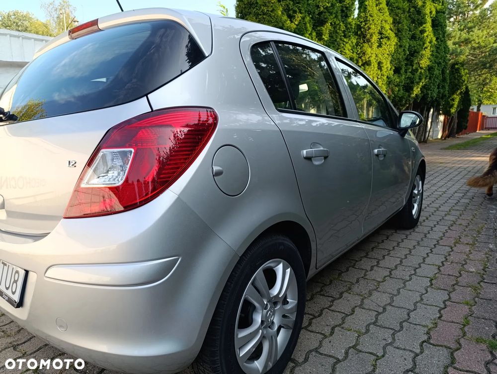 Opel Corsa 1.2 16V - 20