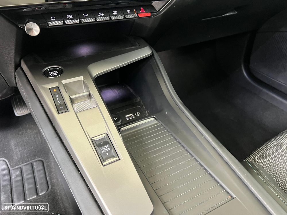 Peugeot 308 1.2 PureTech Allure EAT6 - 22