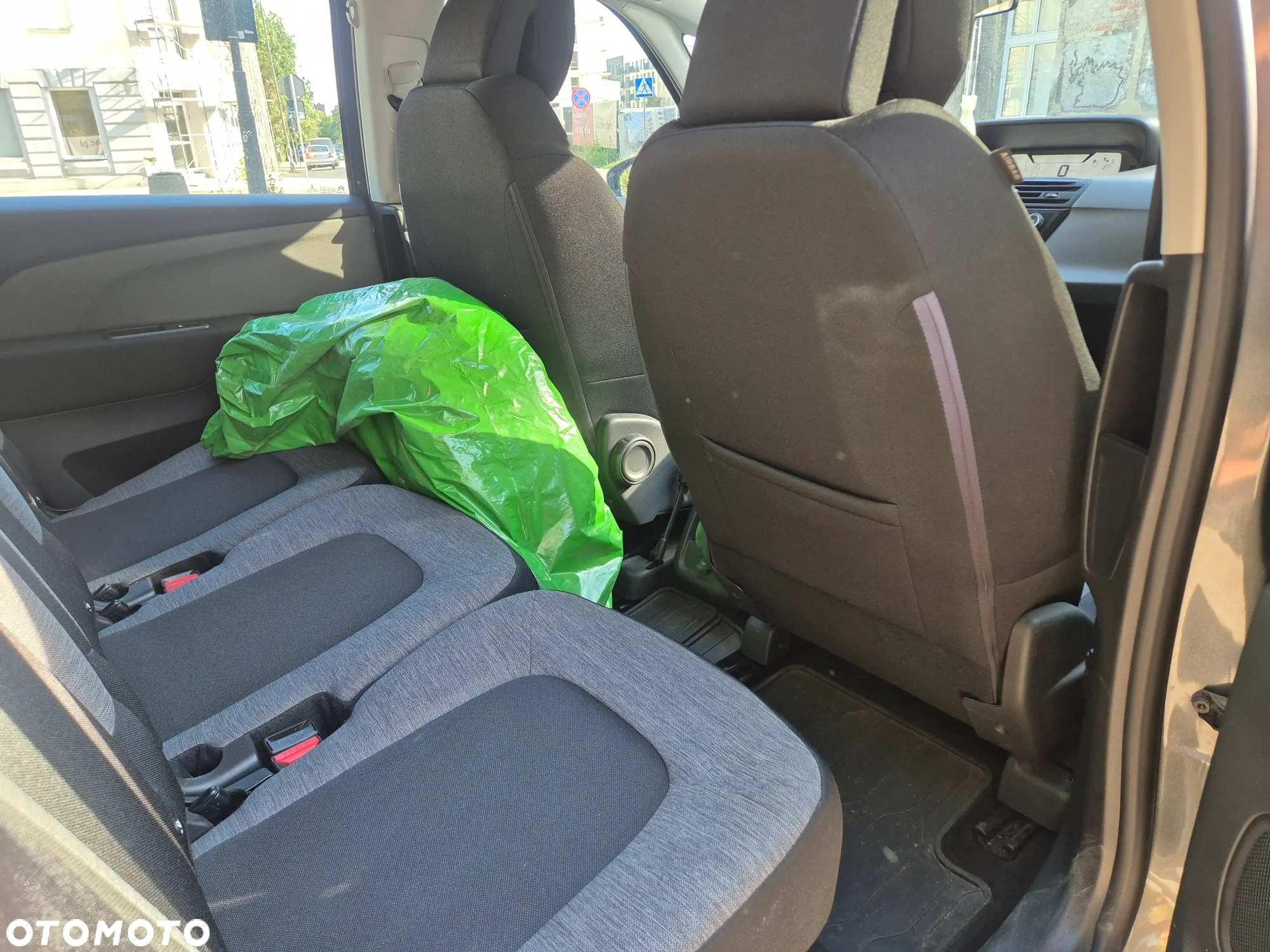 Citroën C4 Picasso 1.2 PureTech Live S&S - 16