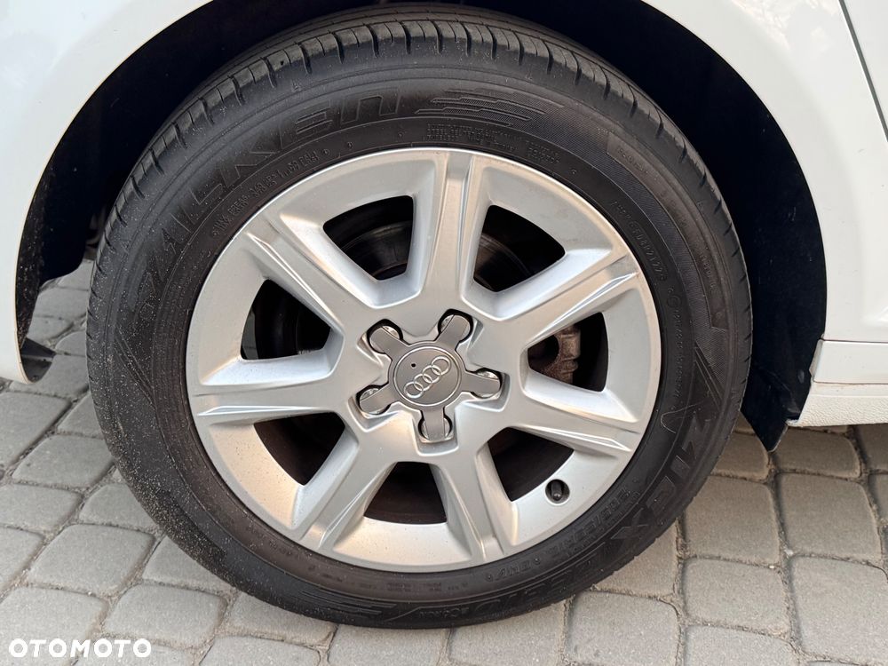 Audi A3 Sportback - 8