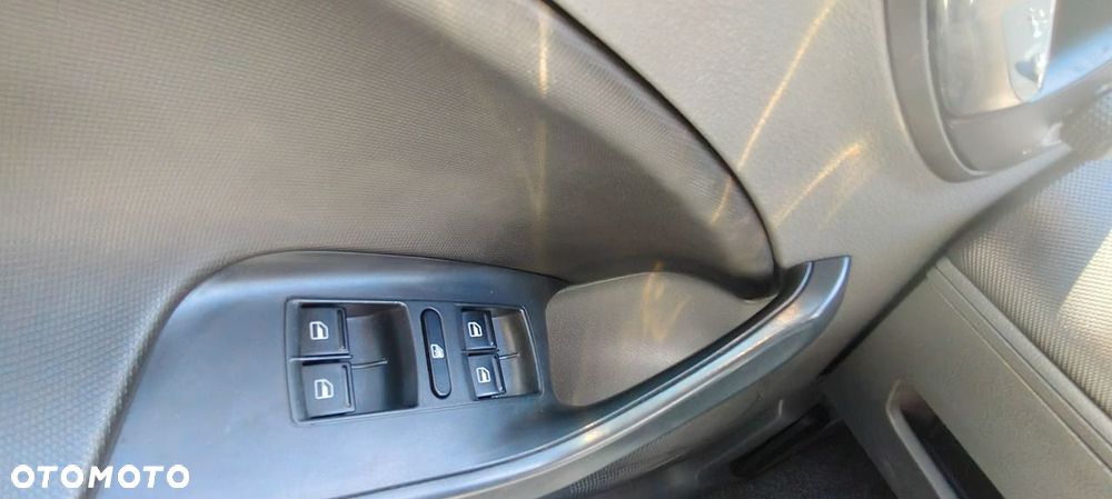 Seat Ibiza 1.4 16V Passion - 15